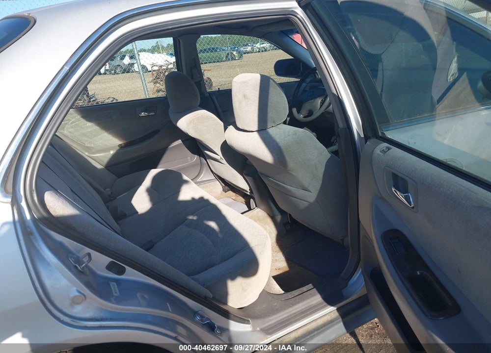 2002 HONDA ACCORD 2.3 SE VIN: 1HGCG56732A171611