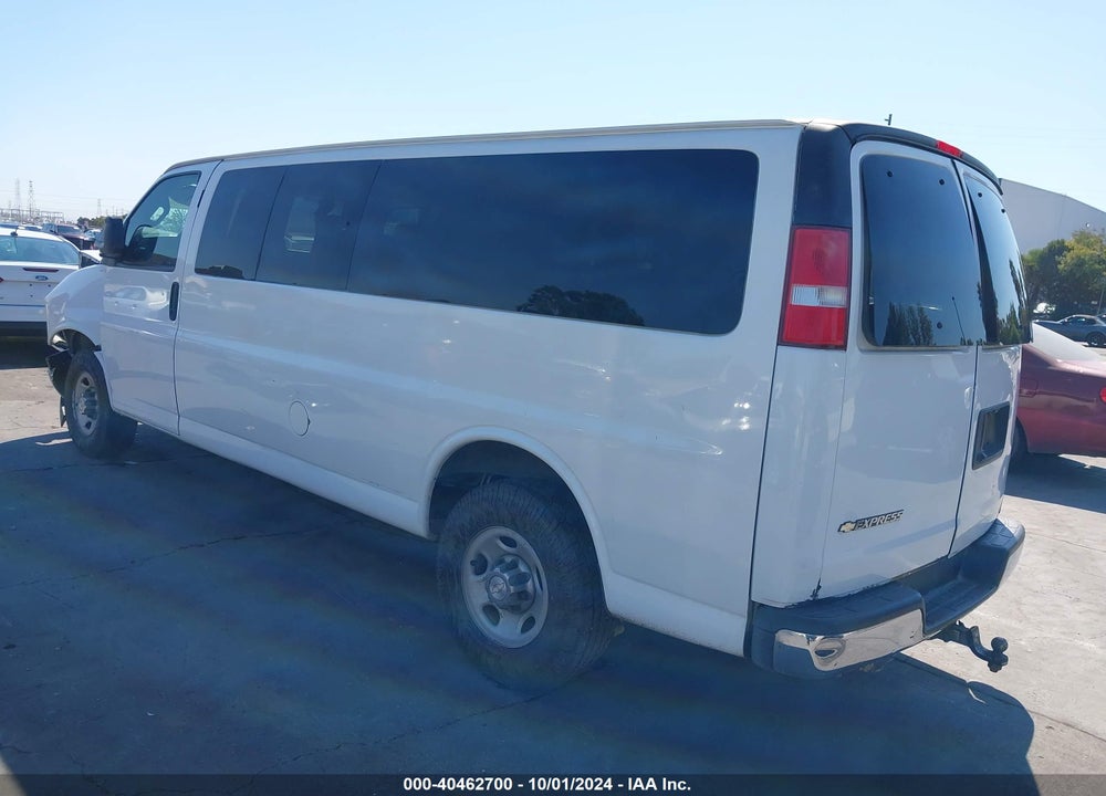 2017 CHEVROLET EXPRESS 3500 LT VIN: 1GAZGPFF5H1239422