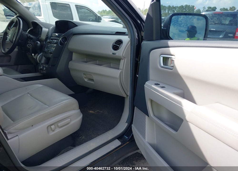 2012 HONDA PILOT EX-L VIN: 5FNYF3H79CB013923