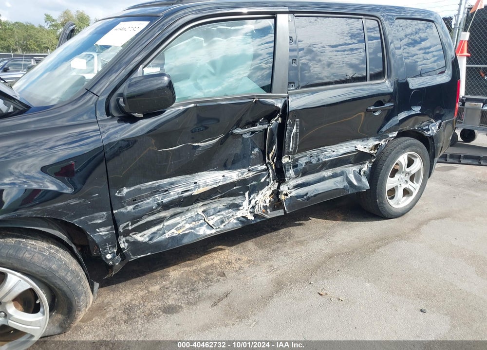 2012 HONDA PILOT EX-L VIN: 5FNYF3H79CB013923