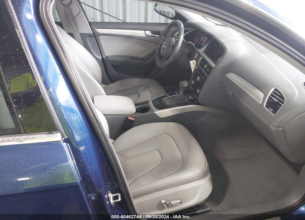 2016 AUDI A4 2.0T PREMIUM VIN: WAUAFAFL0GN008121