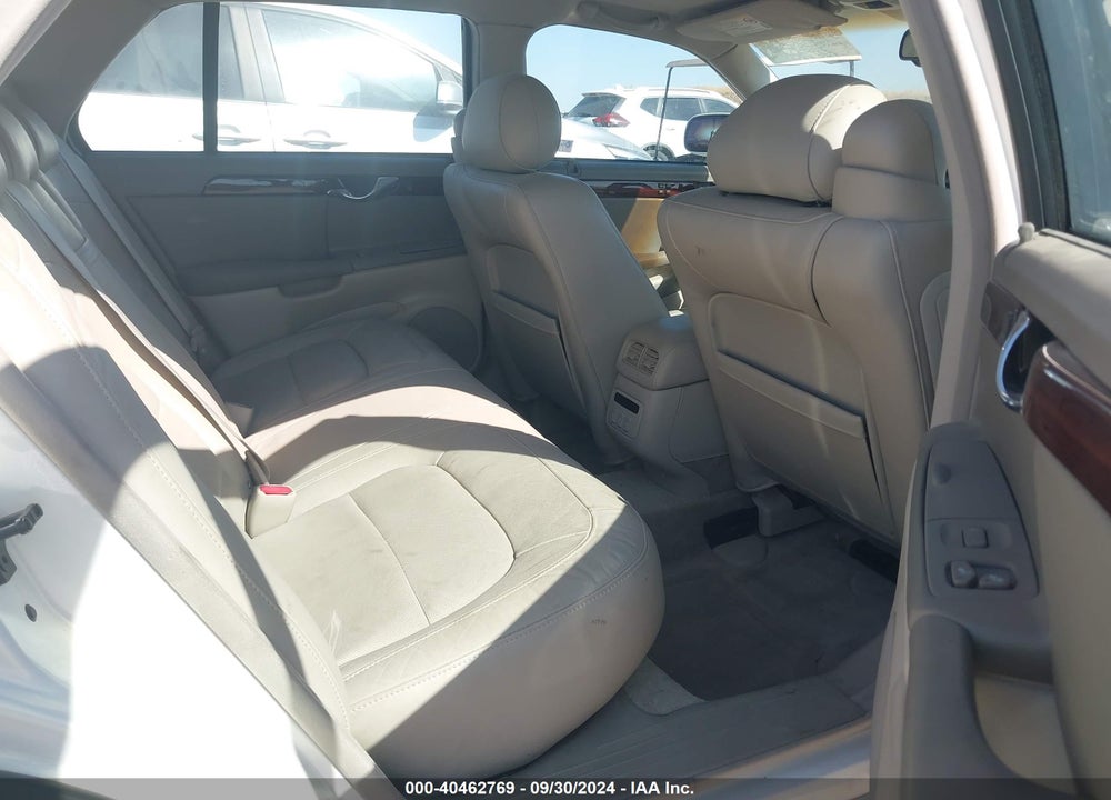 2004 CADILLAC DEVILLE DTS VIN: 1G6KF57904U152404