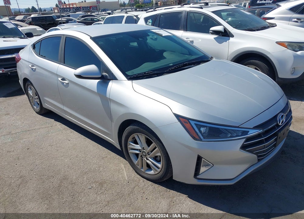 2020 HYUNDAI ELANTRA SEL VIN: 5NPD84LF4LH513504