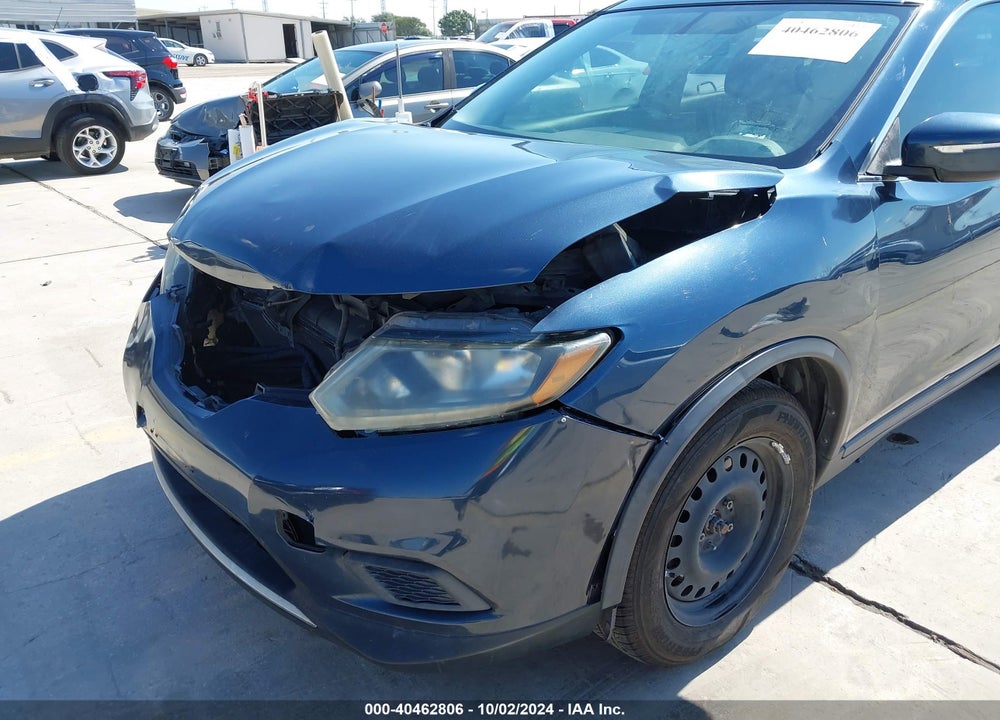 2015 NISSAN ROGUE S VIN: 5N1AT2ML5FC828656