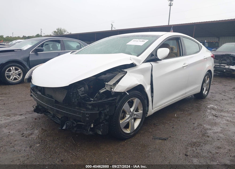 2013 HYUNDAI ELANTRA GLS VIN: 5NPDH4AE1DH374329