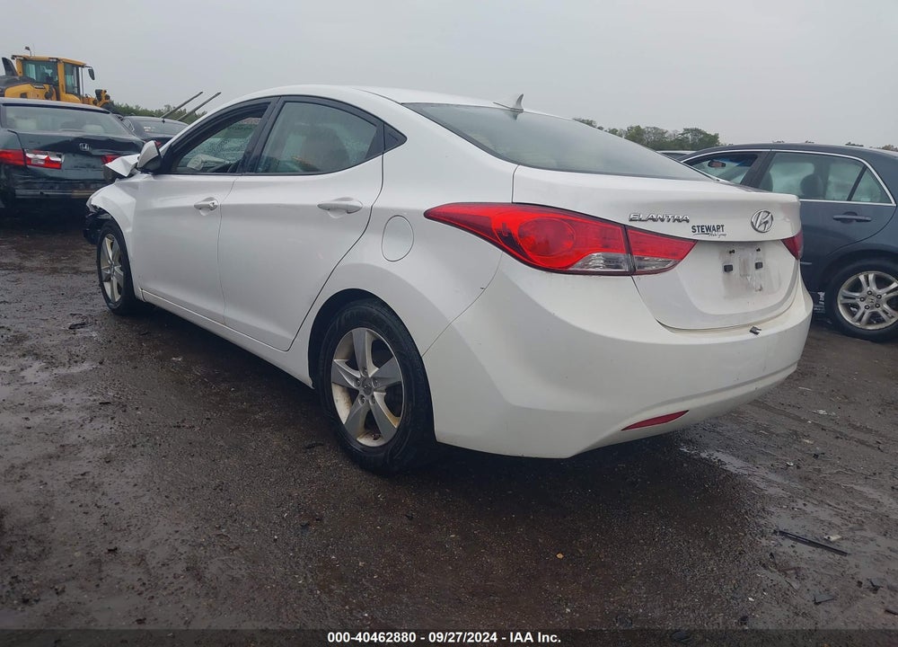 2013 HYUNDAI ELANTRA GLS VIN: 5NPDH4AE1DH374329