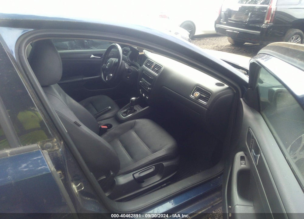 2012 VOLKSWAGEN JETTA 2.5L SE VIN: 3VWDX7AJ8CM306536