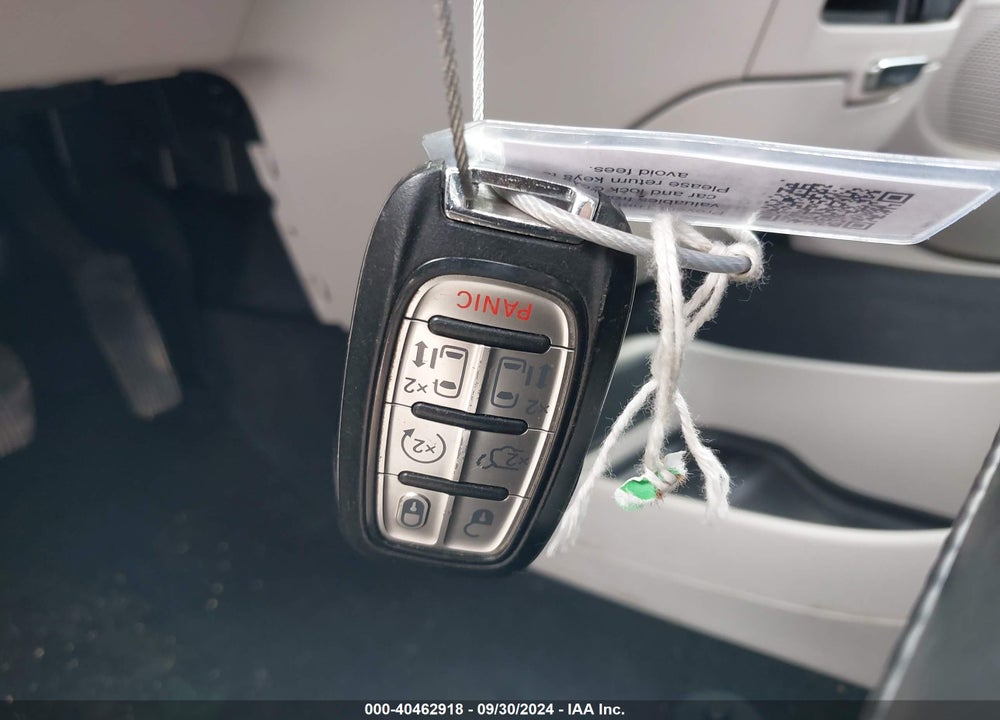 2022 CHRYSLER PACIFICA TOURING L VIN: 2C4RC1BG6NR133258
