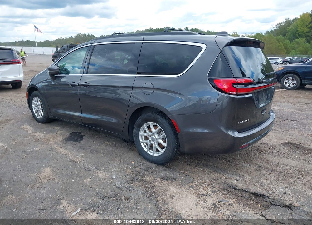 2022 CHRYSLER PACIFICA TOURING L VIN: 2C4RC1BG6NR133258