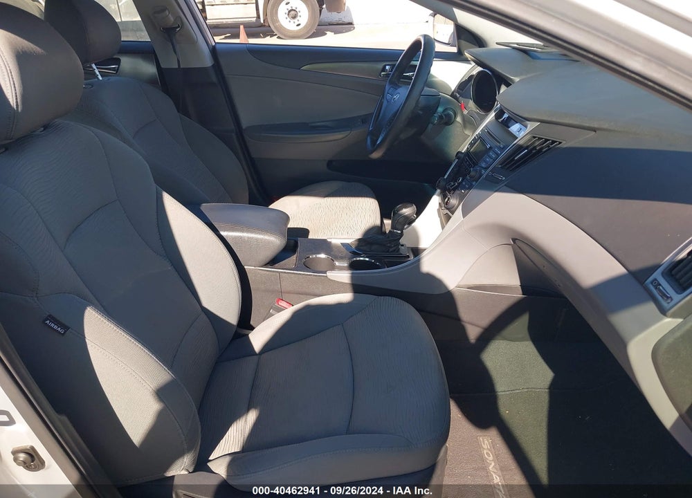 2012 HYUNDAI SONATA HYBRID VIN: KMHEC4A43CA024521