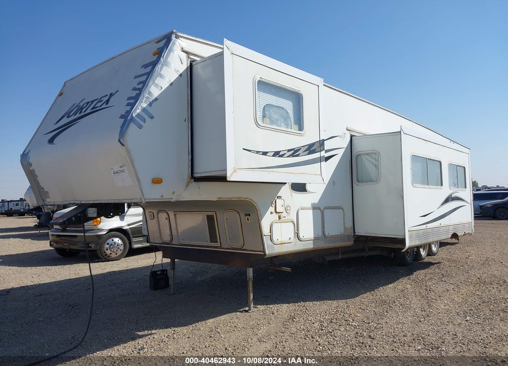 2005 THOR VORTEX 36WTB VIN: 4XTFS36215C558359