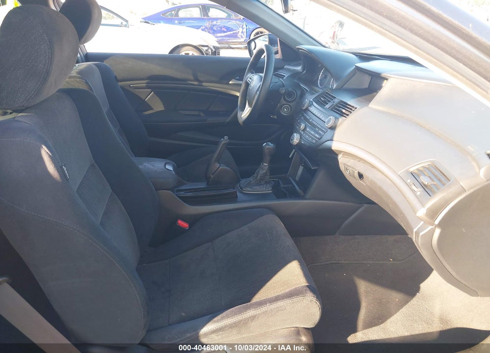 2010 HONDA ACCORD 2.4 LX-S VIN: 1HGCS1A35AA007965