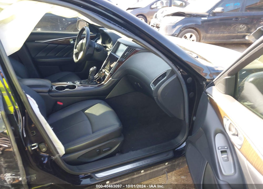 2018 INFINITI Q50 3.0T LUXE VIN: JN1EV7AP8JM350940