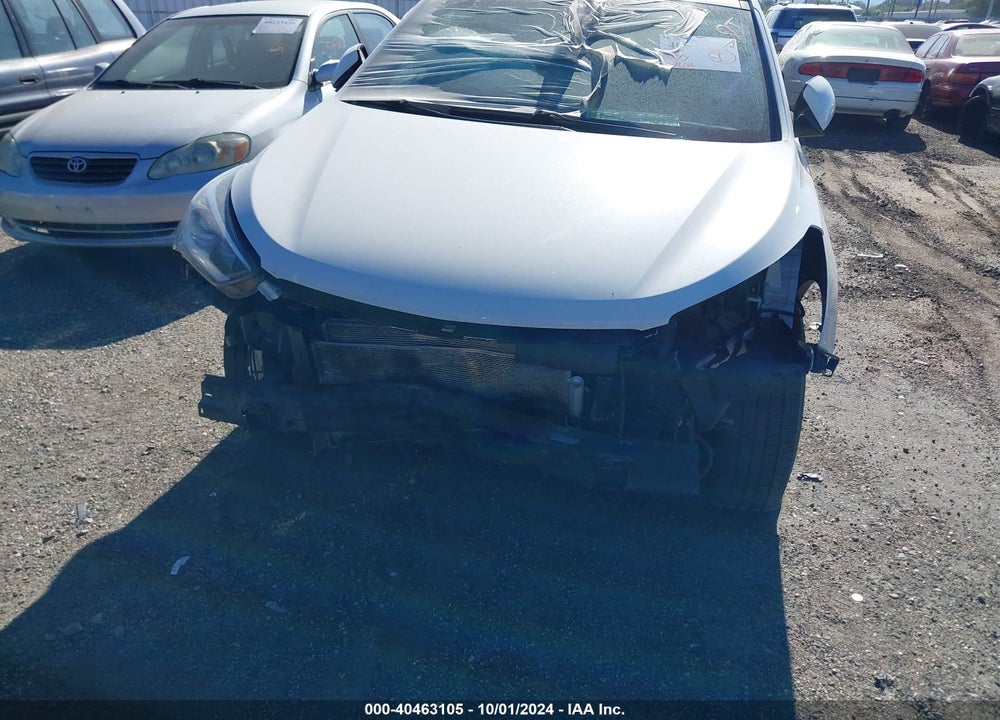 2017 HYUNDAI SANTA FE SE VIN: KM8SNDHF7HU253293