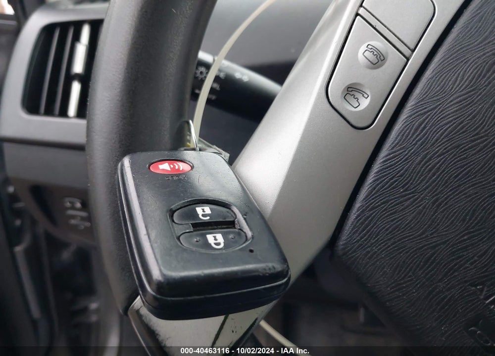 2013 TOYOTA PRIUS TWO VIN: JTDKN3DU3D1640714