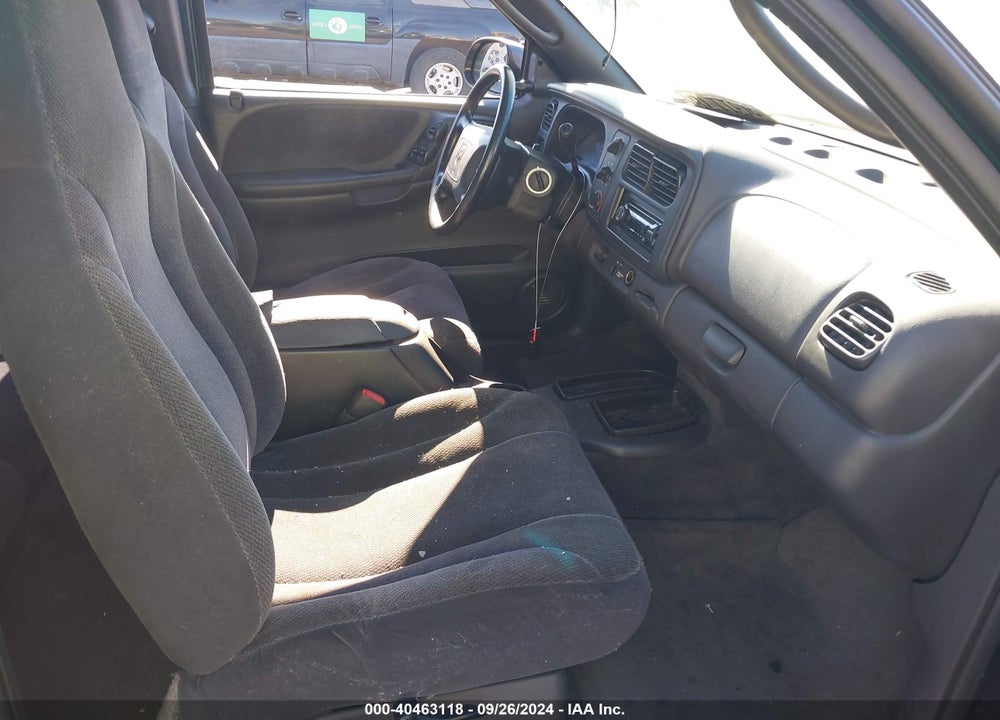 2000 DODGE DAKOTA SLT/SPORT VIN: 1B7GL22X6YS615454