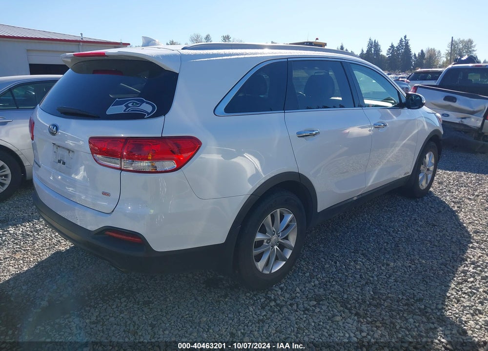 2016 KIA SORENTO 2.4L LX VIN: 5XYPGDA33GG165801