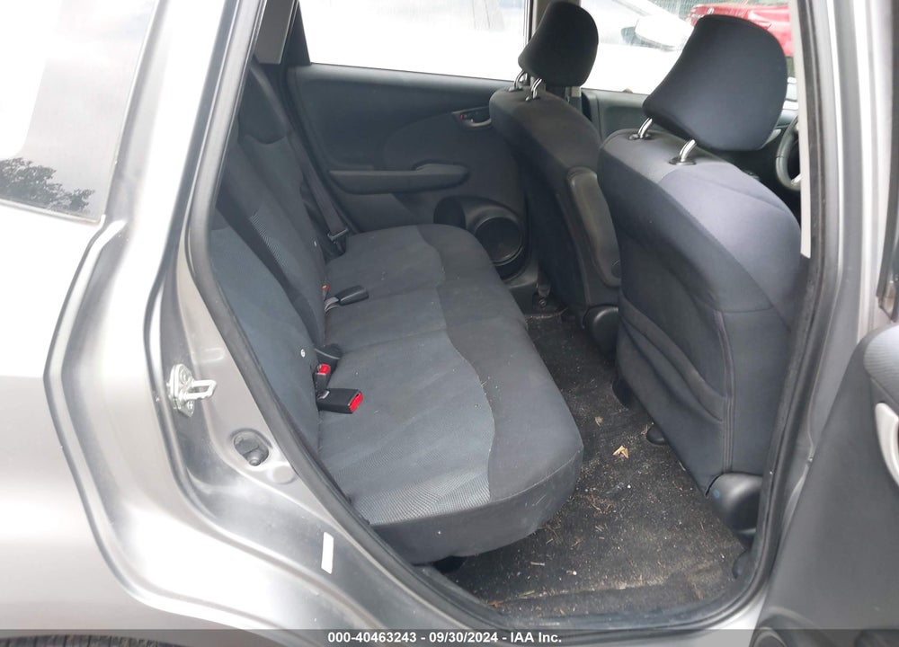 2009 HONDA FIT VIN: JHMGE874X9S069978