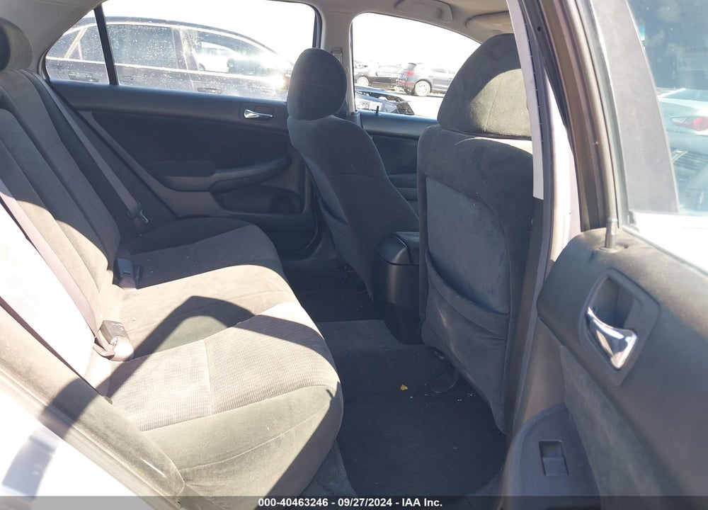 2005 HONDA ACCORD 2.4 LX VIN: 1HGCM564X5A087370