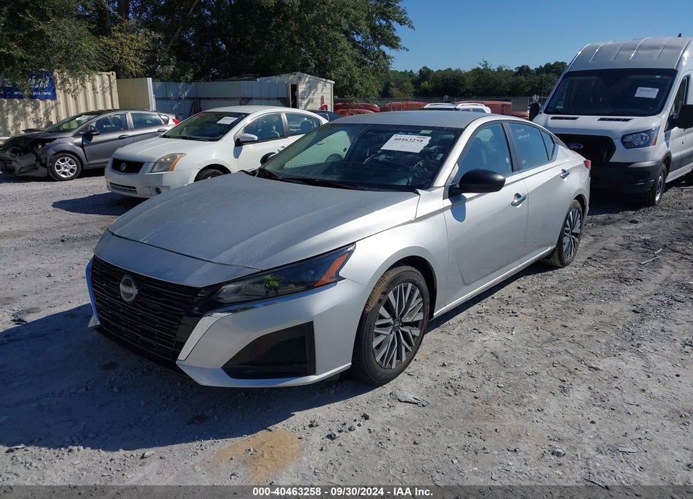 2024 NISSAN ALTIMA SV FWD VIN: 1N4BL4DV1RN352927