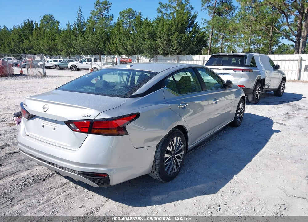 2024 NISSAN ALTIMA SV FWD VIN: 1N4BL4DV1RN352927