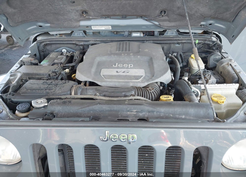 2014 JEEP WRANGLER UNLIMITED SAHARA VIN: 1C4BJWEG0EL128887