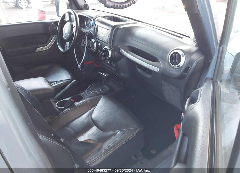 2014 JEEP WRANGLER UNLIMITED SAHARA VIN: 1C4BJWEG0EL128887