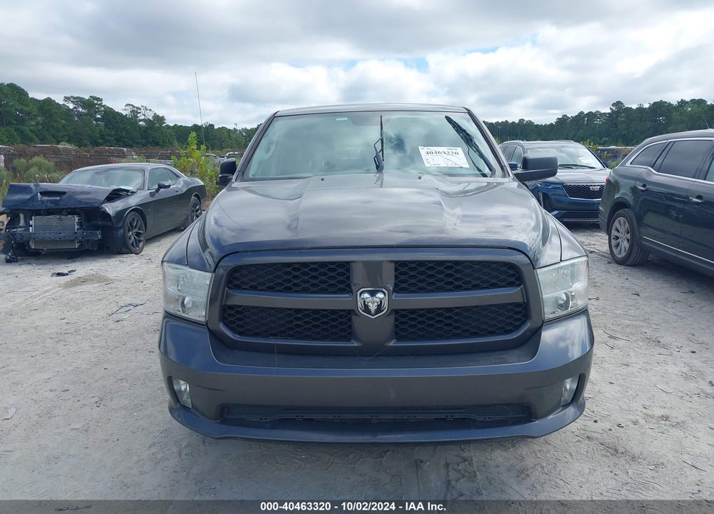 2018 RAM 1500 EXPRESS QUAD CAB 4X2 6'4 BOX VIN: 1C6RR6FG7JS202206