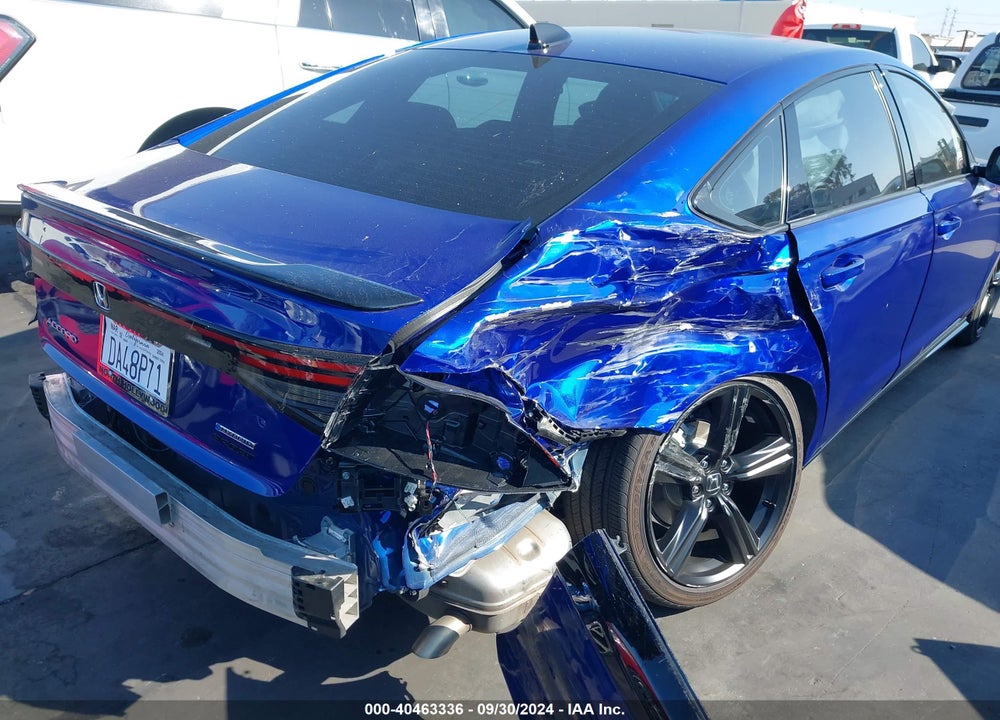 2024 HONDA ACCORD HYBRID SPORT-L VIN: 1HGCY2F77RA017697