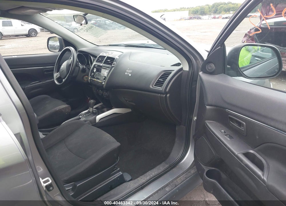 2014 MITSUBISHI OUTLANDER SPORT ES VIN: 4A4AP3AU5EE030438