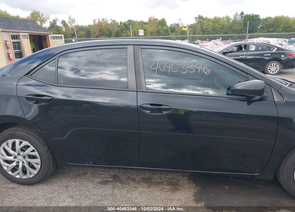 2017 TOYOTA COROLLA LE VIN: 2T1BURHE7HC791405