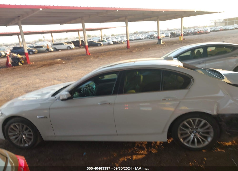 2016 BMW 528I VIN: WBA5A5C59GG353360