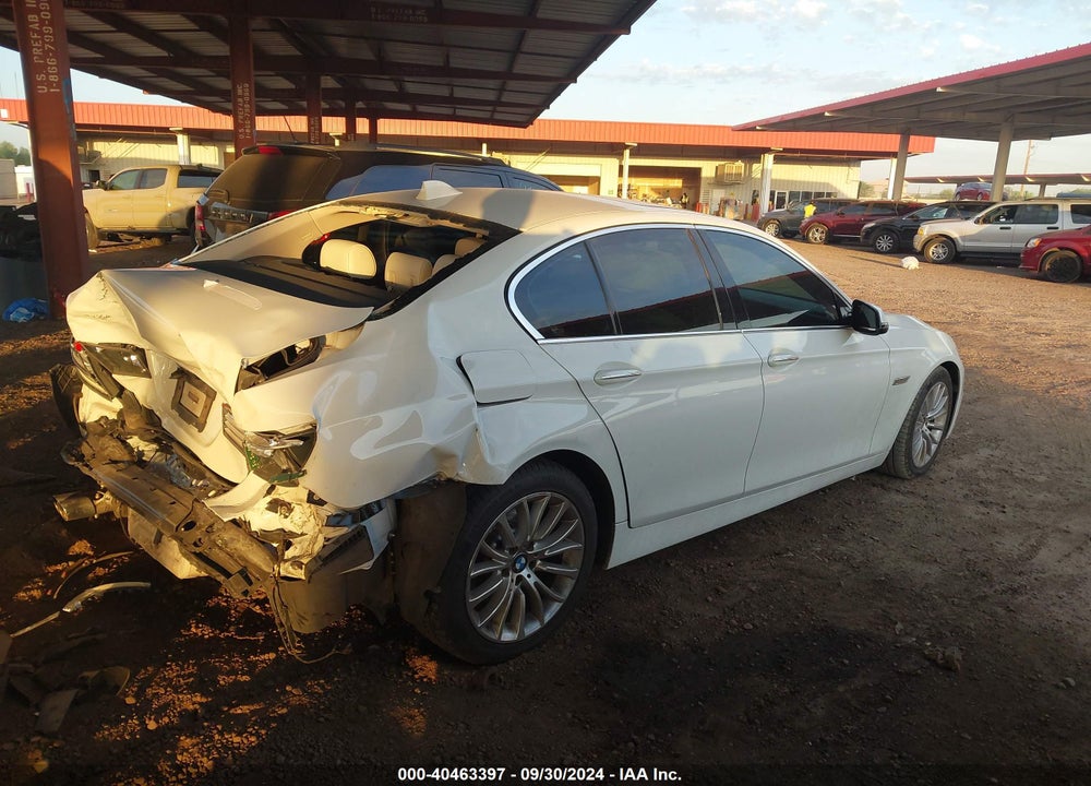 2016 BMW 528I VIN: WBA5A5C59GG353360