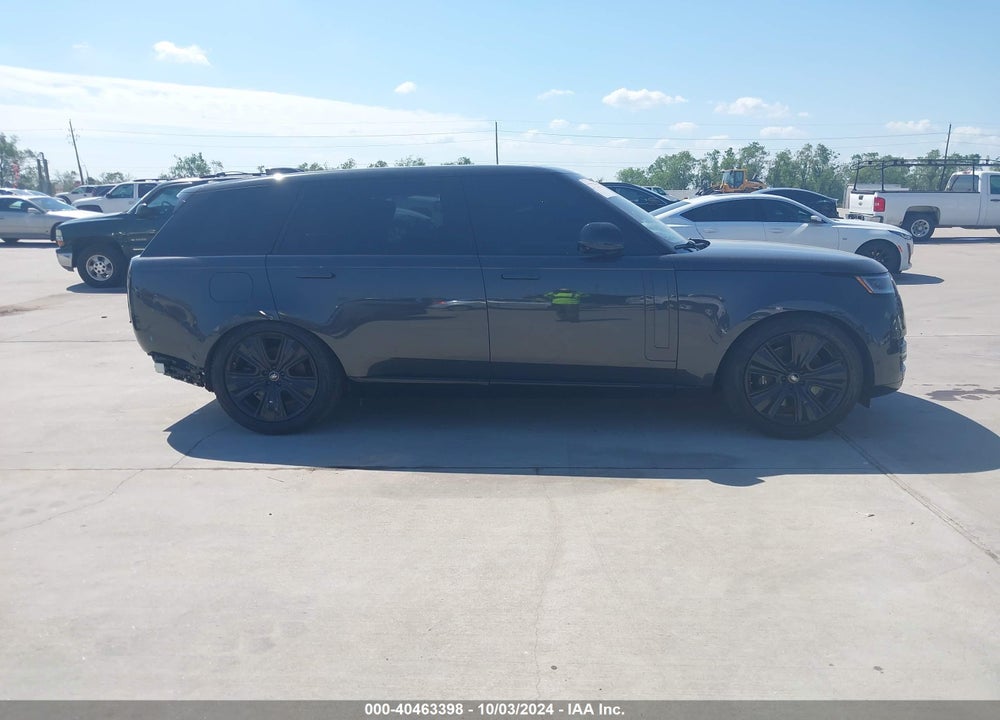 2023 LAND ROVER RANGE ROVER P530 SE VIN: SALKPBE78PA052060
