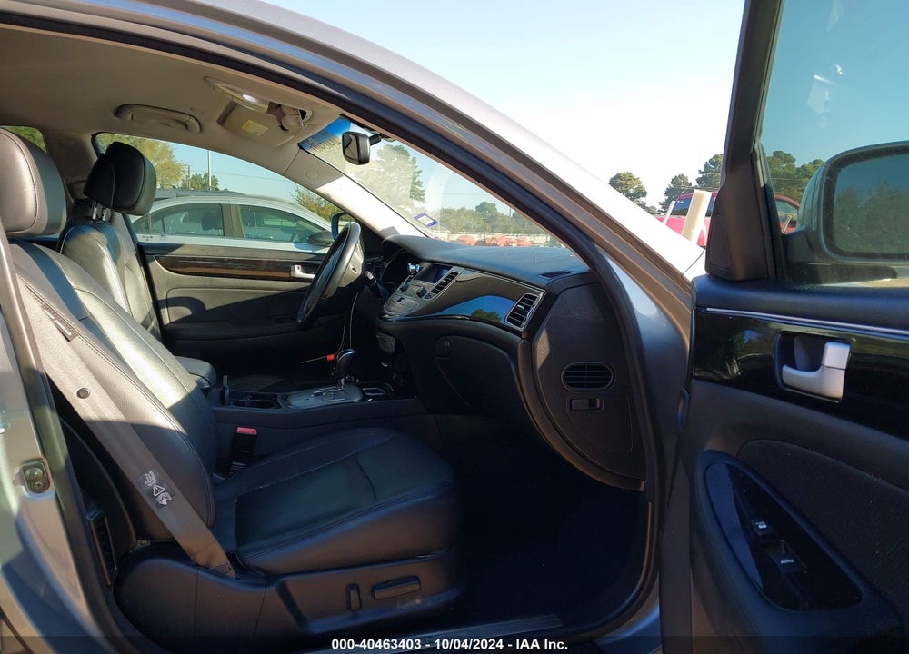 2014 HYUNDAI GENESIS VIN: KMHGC4DD3EU264514