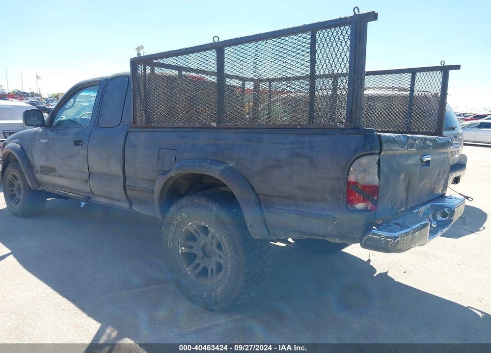 2002 TOYOTA TACOMA PRERUNNER V6 VIN: 5TESN92N82Z057122