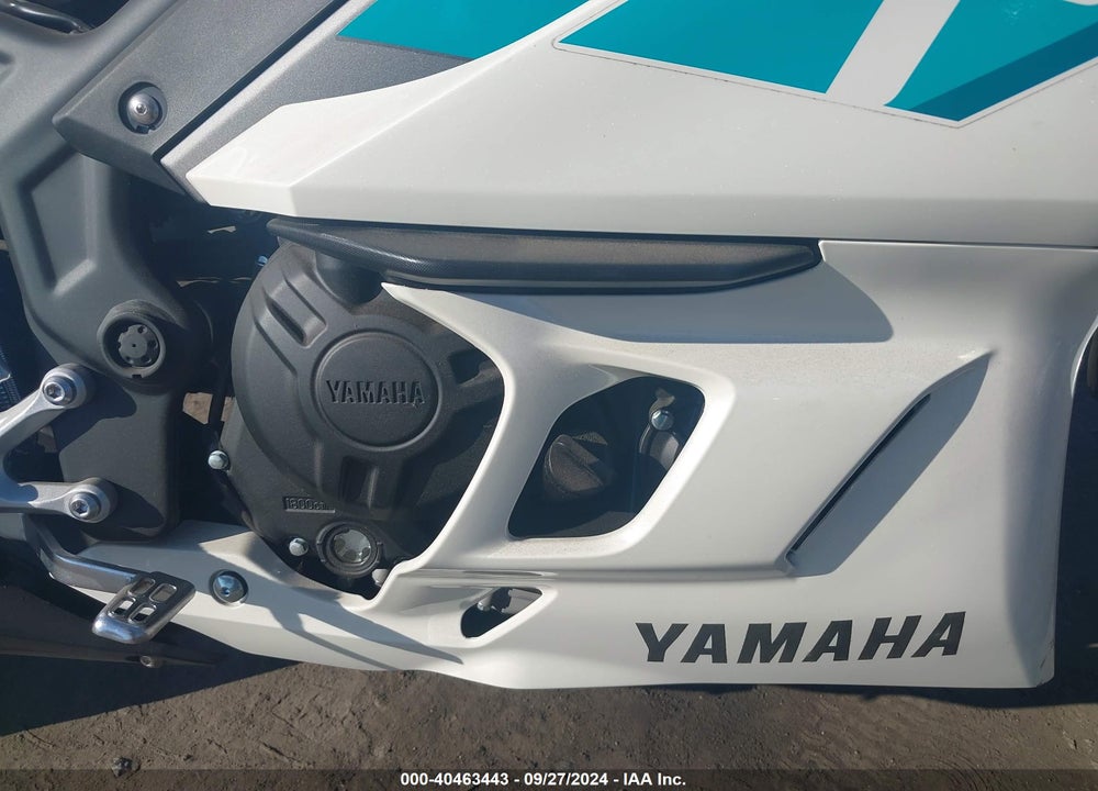 2024 YAMAHA YZFR3 A VIN: MH3RH18Y3RK014994