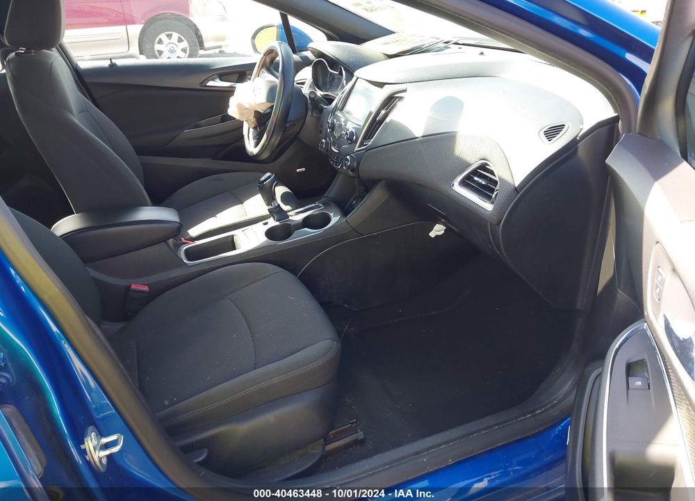 2017 CHEVROLET CRUZE LT AUTO VIN: 3G1BE6SM4HS578435