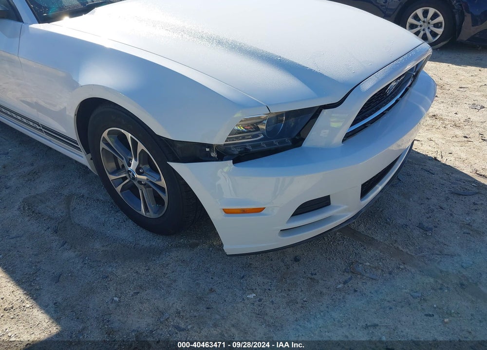 2014 FORD MUSTANG VIN: 1ZVBP8EM0E5323177