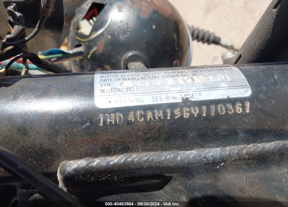 1986 HARLEY-DAVIDSON XLH883 VIN: 1HD4CAM15GY110361