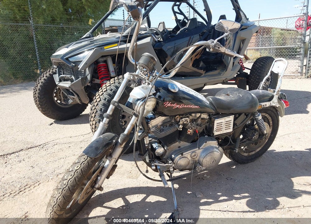 1986 HARLEY-DAVIDSON XLH883 VIN: 1HD4CAM15GY110361