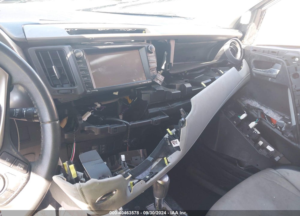 2017 TOYOTA RAV4 LIMITED/PLATINUM VIN: 2T3YFREV3HW403326