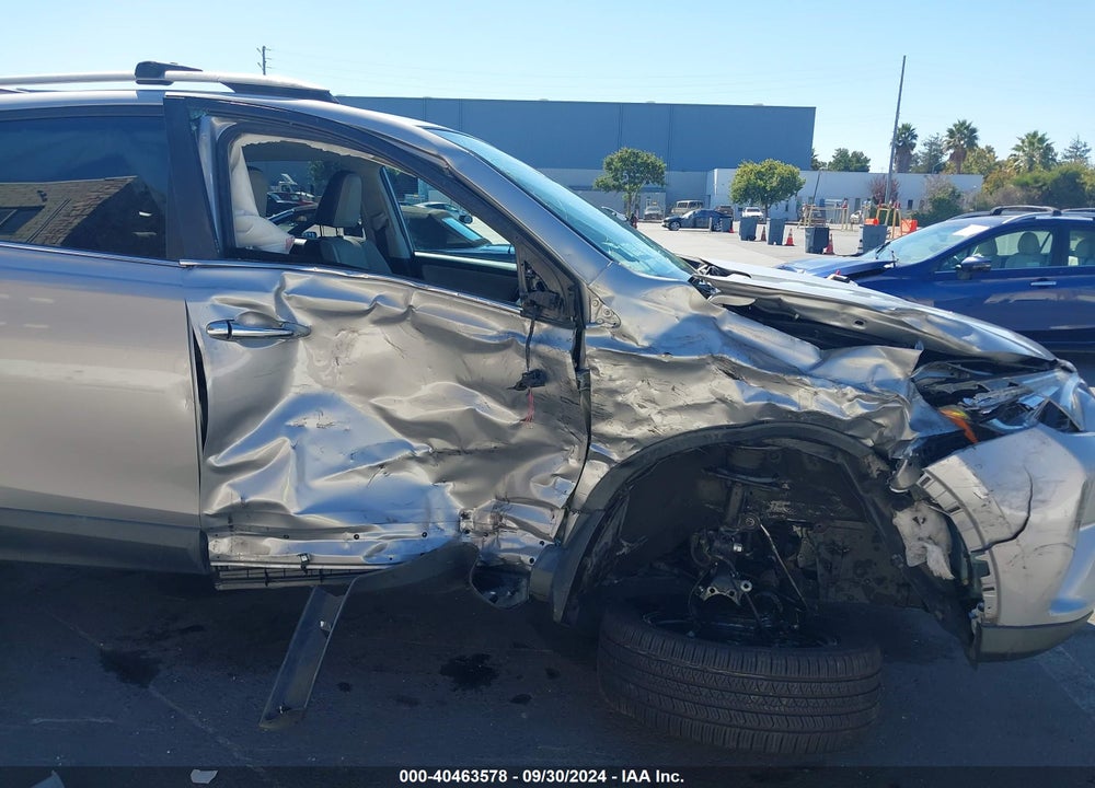2017 TOYOTA RAV4 LIMITED/PLATINUM VIN: 2T3YFREV3HW403326