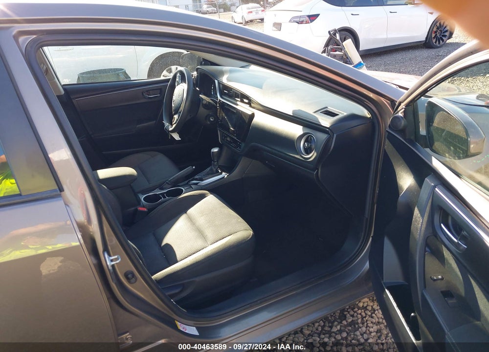 2018 TOYOTA COROLLA VIN: 2T1BURHE5JC007874