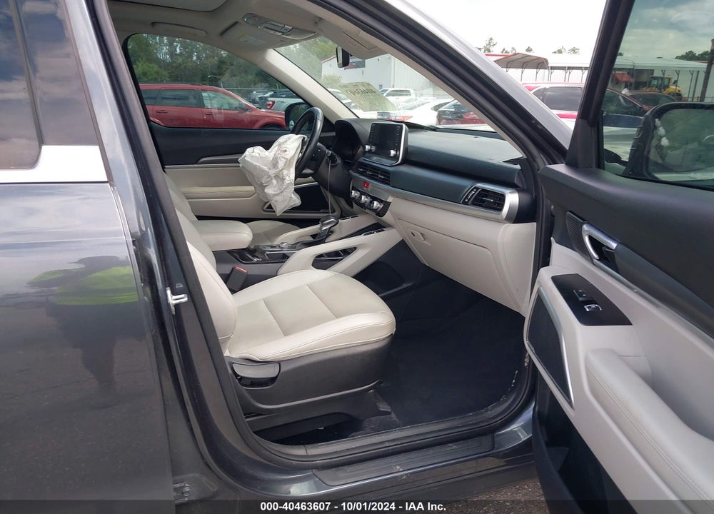 2020 KIA TELLURIDE S VIN: 5XYP64HCXLG080778