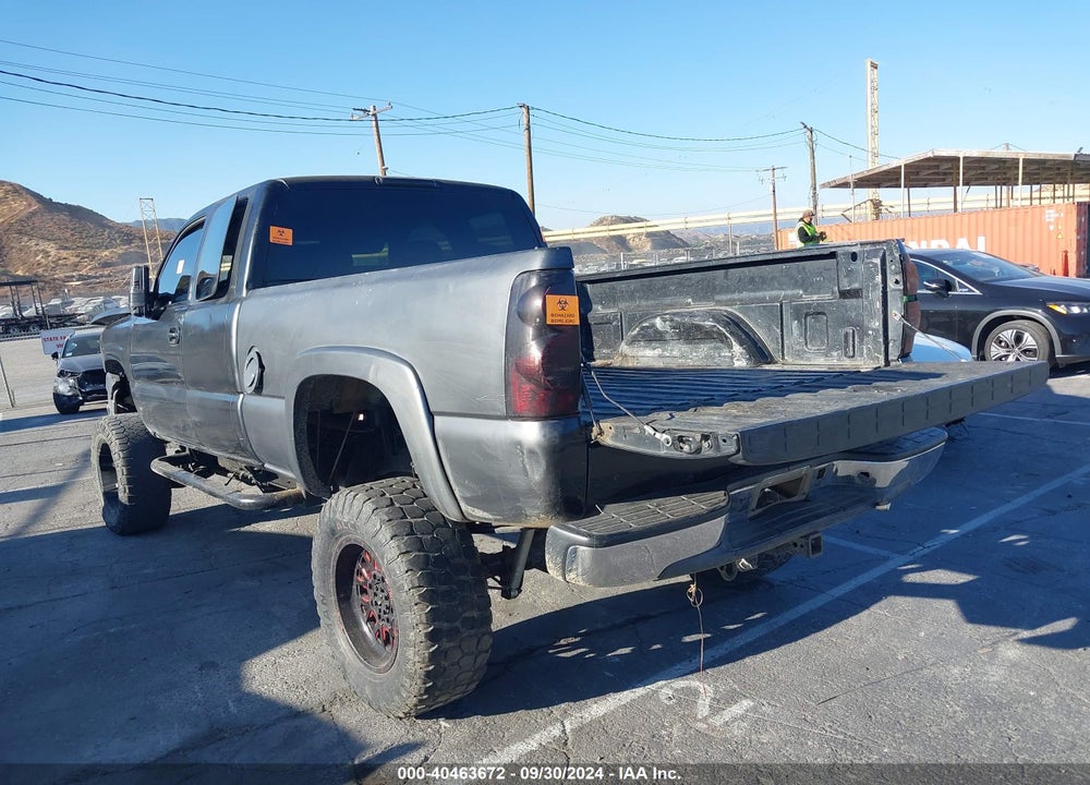 2003 CHEVROLET SILVERADO 2500HD LS VIN: 1GCHK29U03E146694