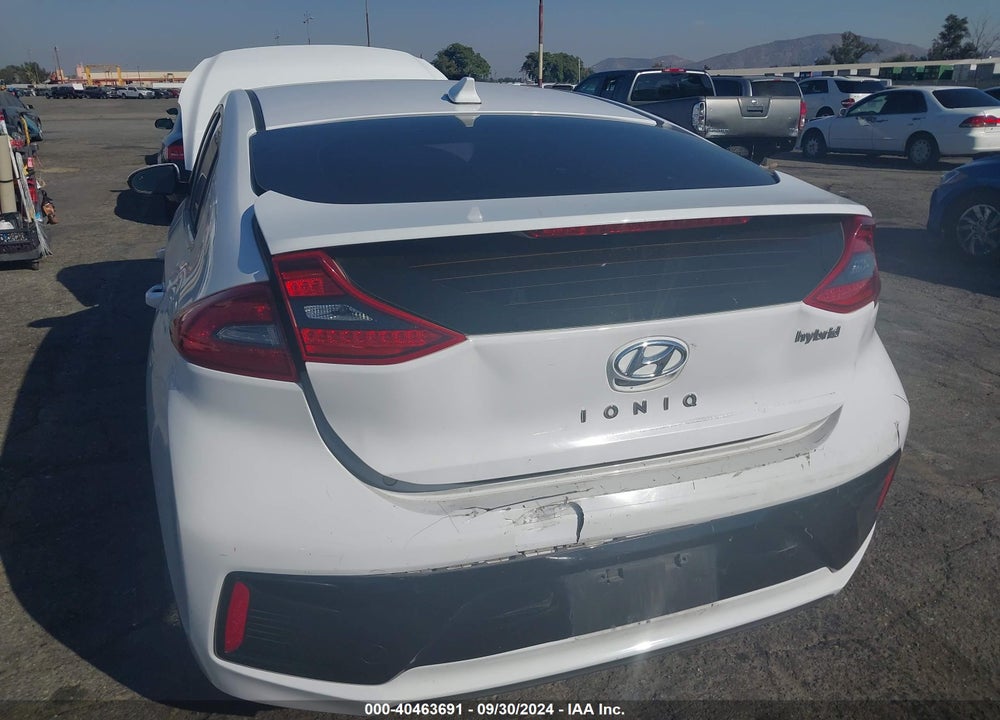 2017 HYUNDAI IONIQ HYBRID SEL VIN: KMHC75LC5HU046693