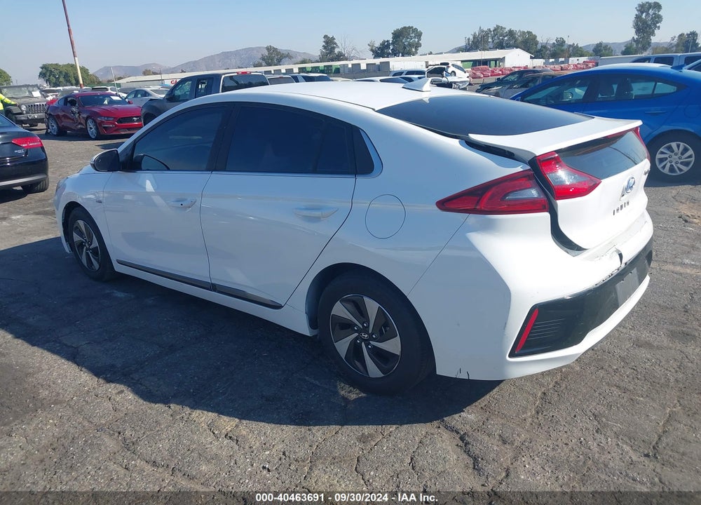 2017 HYUNDAI IONIQ HYBRID SEL VIN: KMHC75LC5HU046693