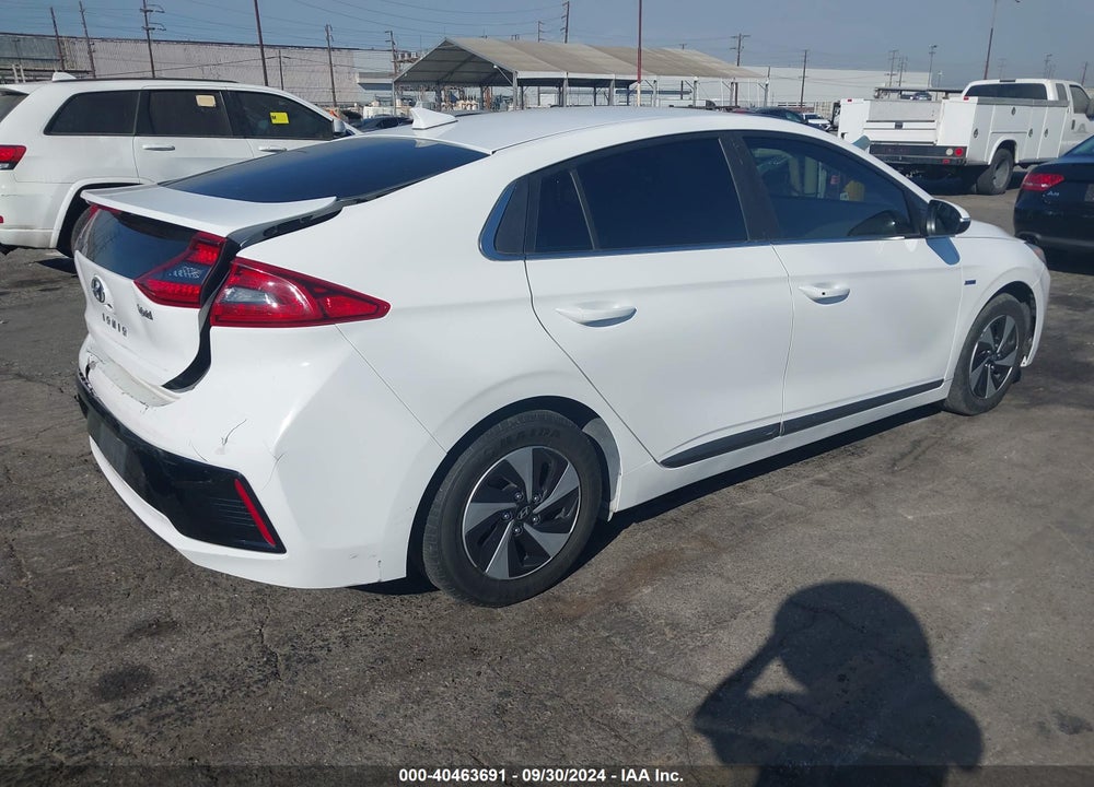 2017 HYUNDAI IONIQ HYBRID SEL VIN: KMHC75LC5HU046693