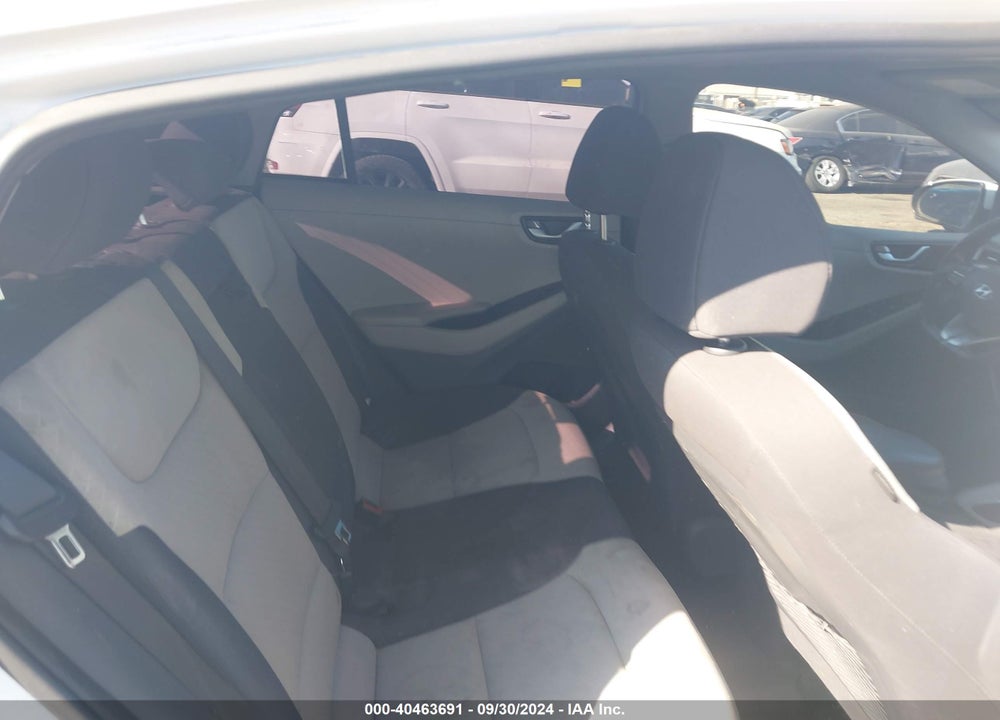 2017 HYUNDAI IONIQ HYBRID SEL VIN: KMHC75LC5HU046693